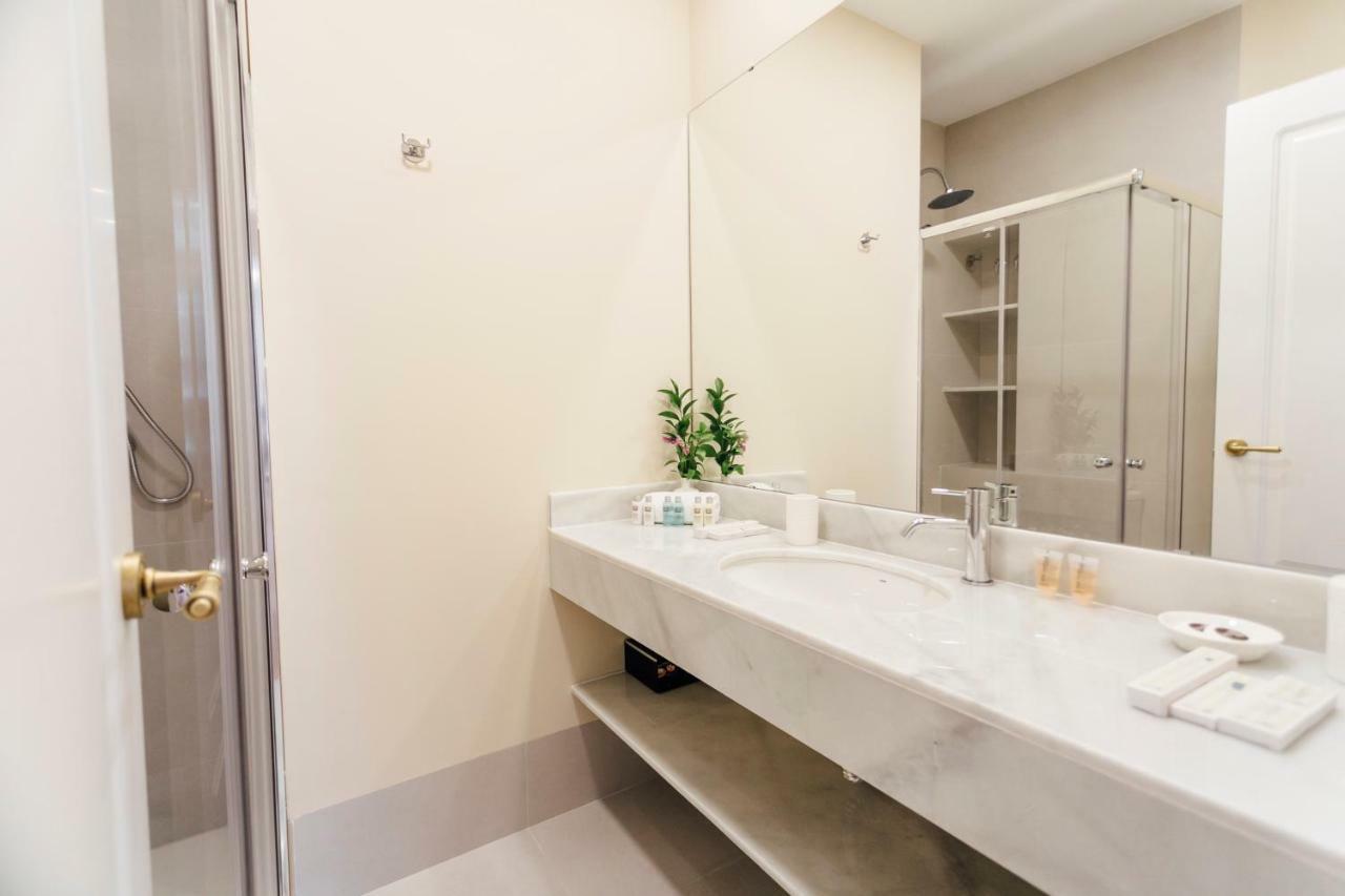 Stylish And Wide- 3Bdr 3Bth- Los Remedios Sevilla Dış mekan fotoğraf